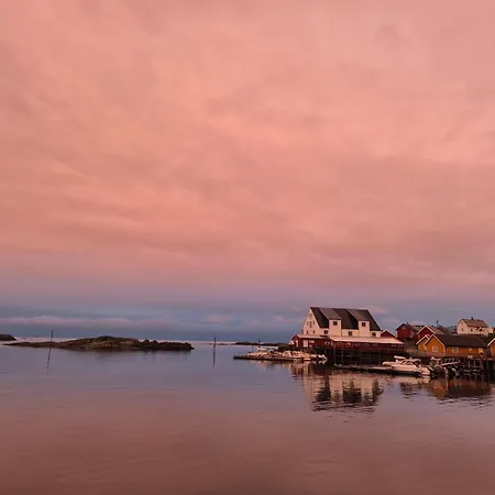 Sjohaug Rorbu, Fishcermanns Nyaraló *